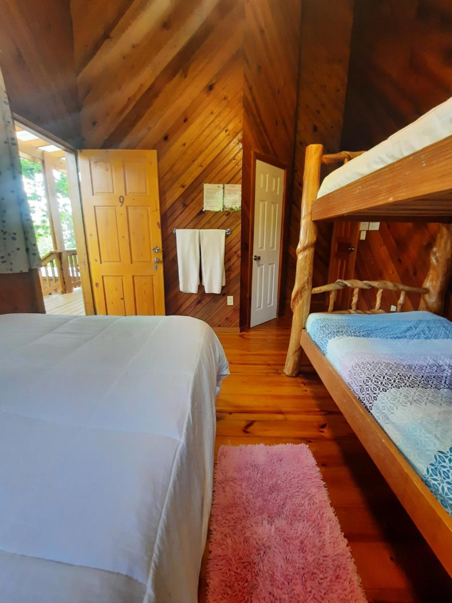 Guava Grove Resort & Villas Sandy Bay Exterior photo