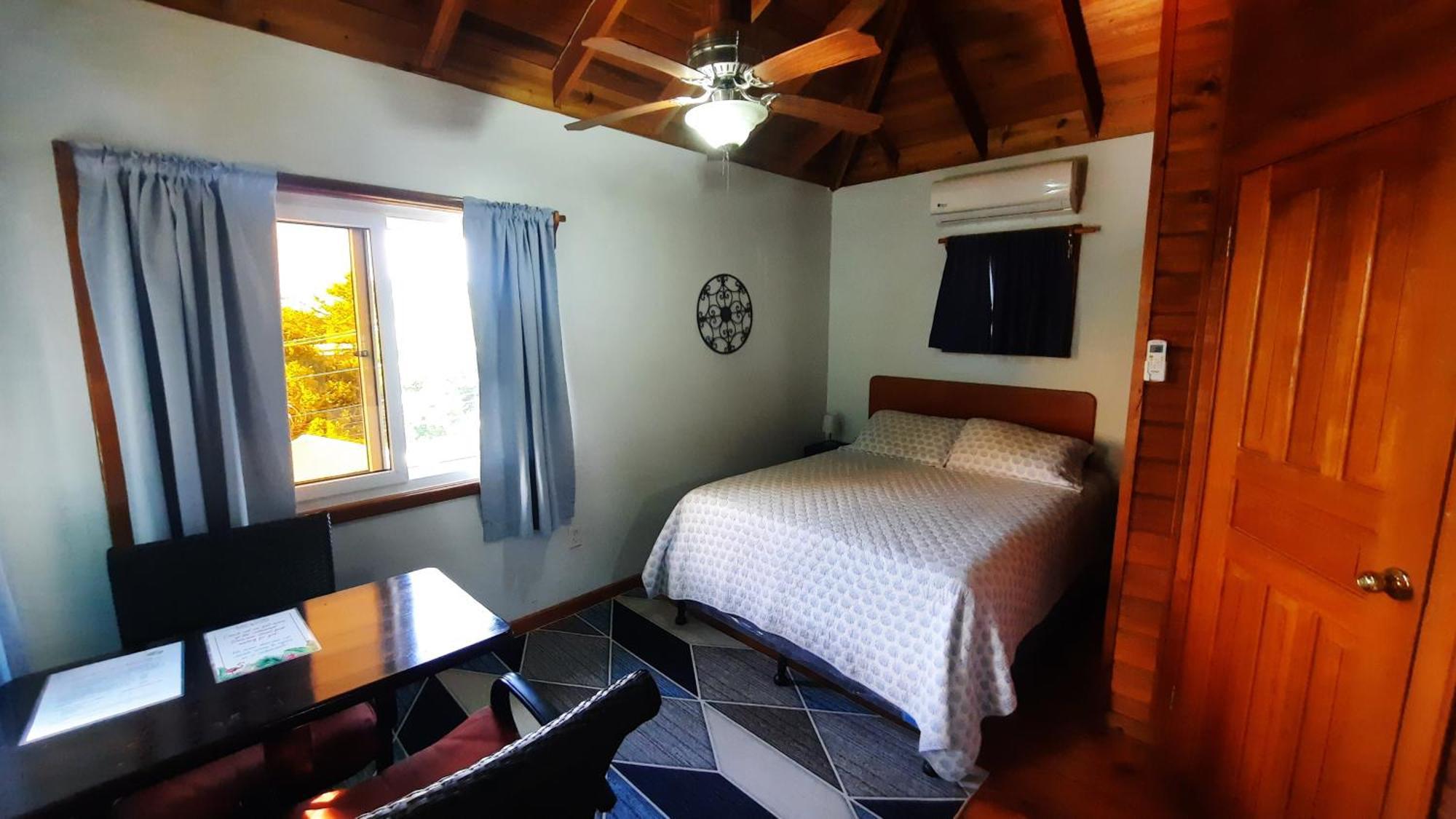 Guava Grove Resort & Villas Sandy Bay Exterior photo